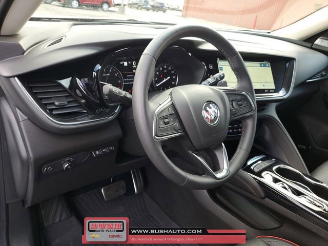 Used 2022 Buick Envision Essence w/ Technology Package I image 18