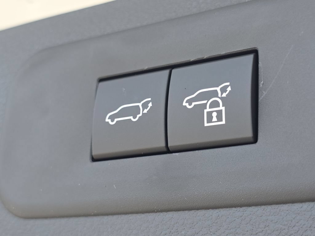New 2026 Lexus TX 500h AWD w/ Technology Package image 14