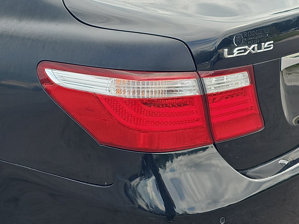 Used 2008 Lexus LS 460 L w/ Luxury Pkg RWD image 35