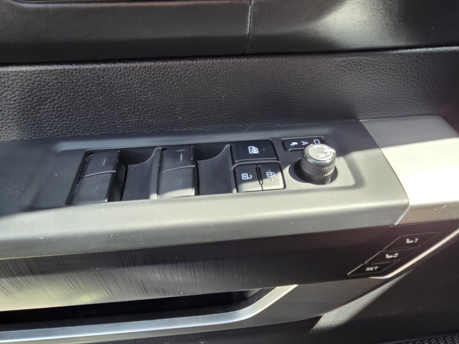 Used 2022 Toyota Tundra Platinum image 14