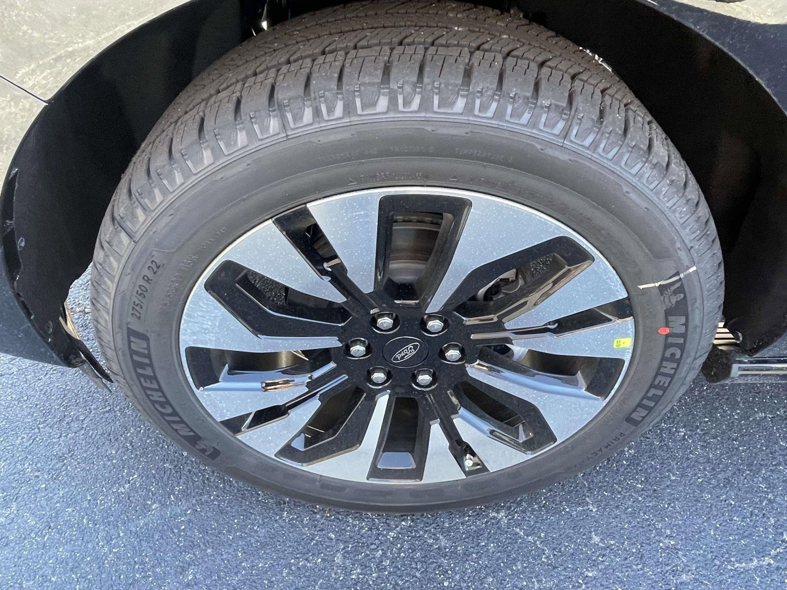 New 2026 Ford Expedition Platinum w/ Driver's Package image 7