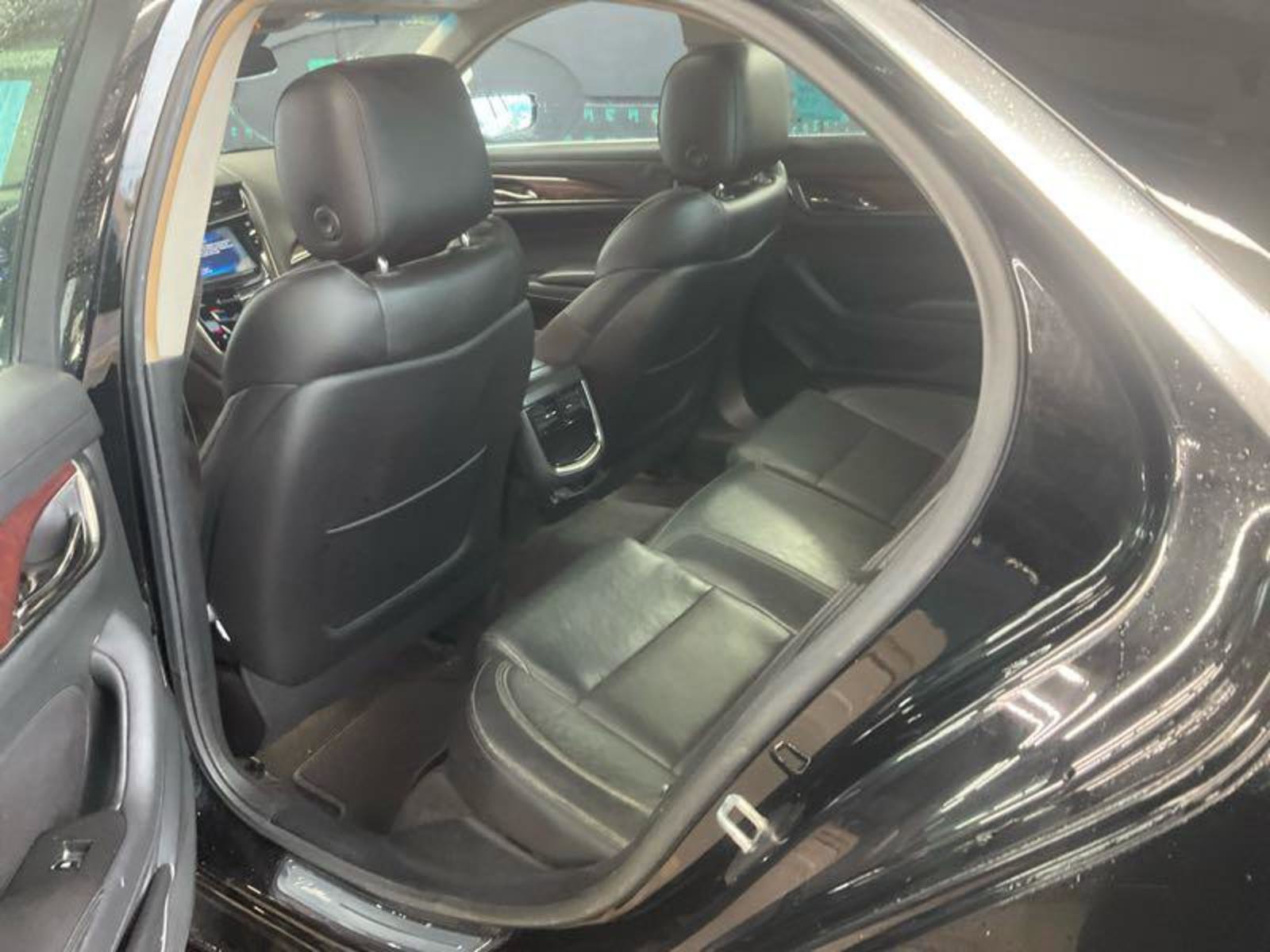 Used 2015 Cadillac CTS Luxury image 11