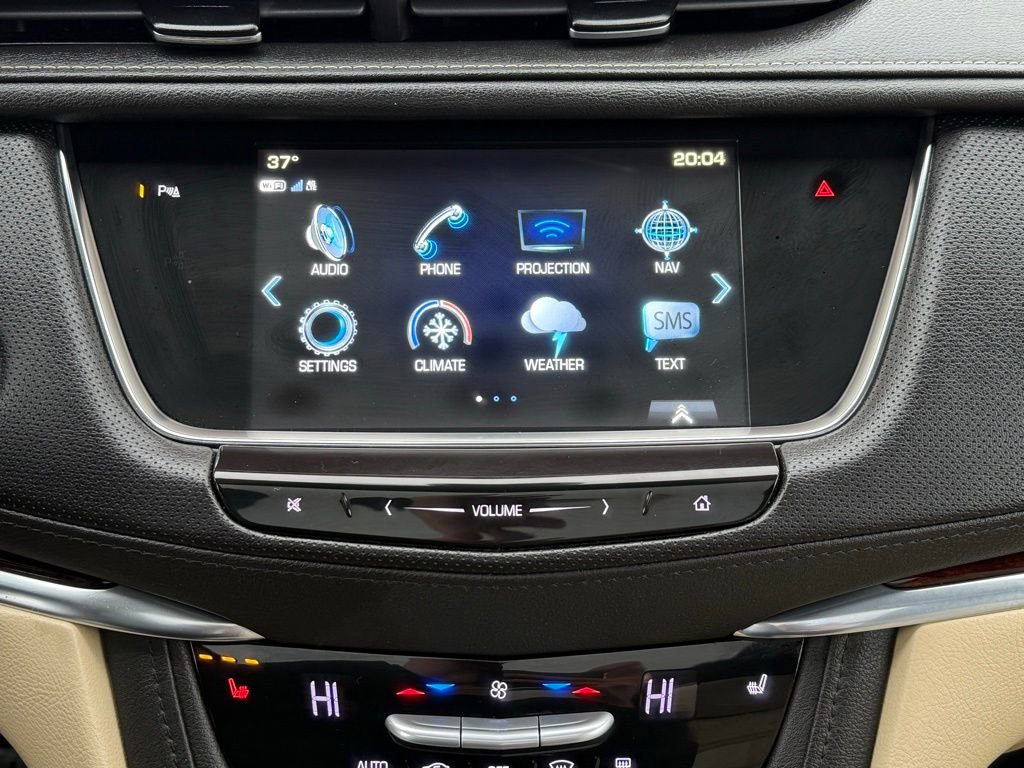 Used 2018 Cadillac XT5 Luxury w/ Driver Awareness Package image 38