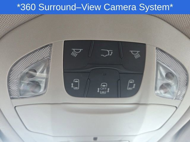 Used 2023 Chrysler Pacifica Touring-L image 43