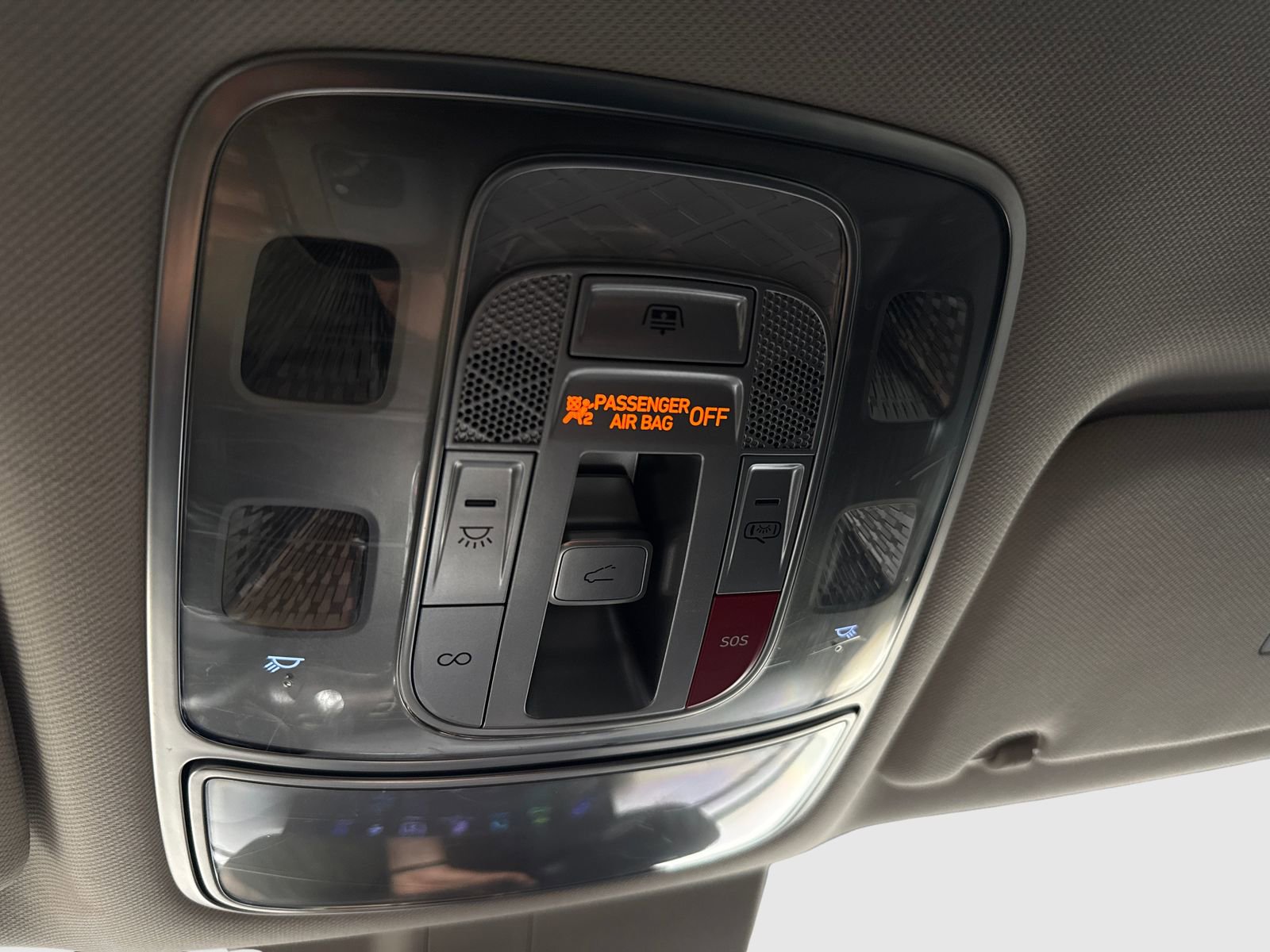 Used 2022 Genesis G80 2.5T w/ Prestige Package image 32