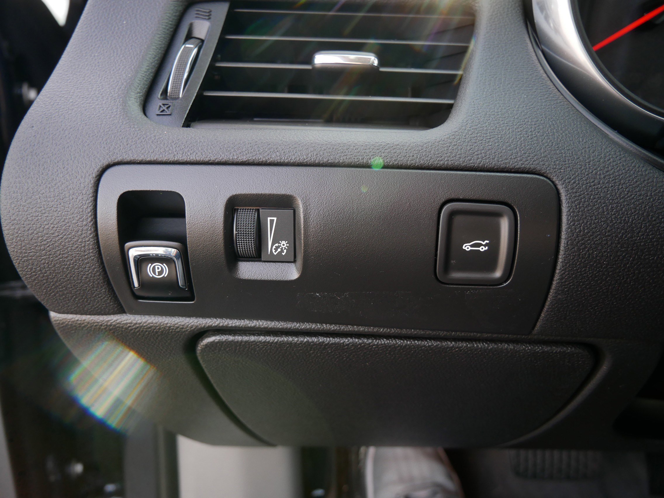 Used 2017 Chevrolet Impala LS image 26