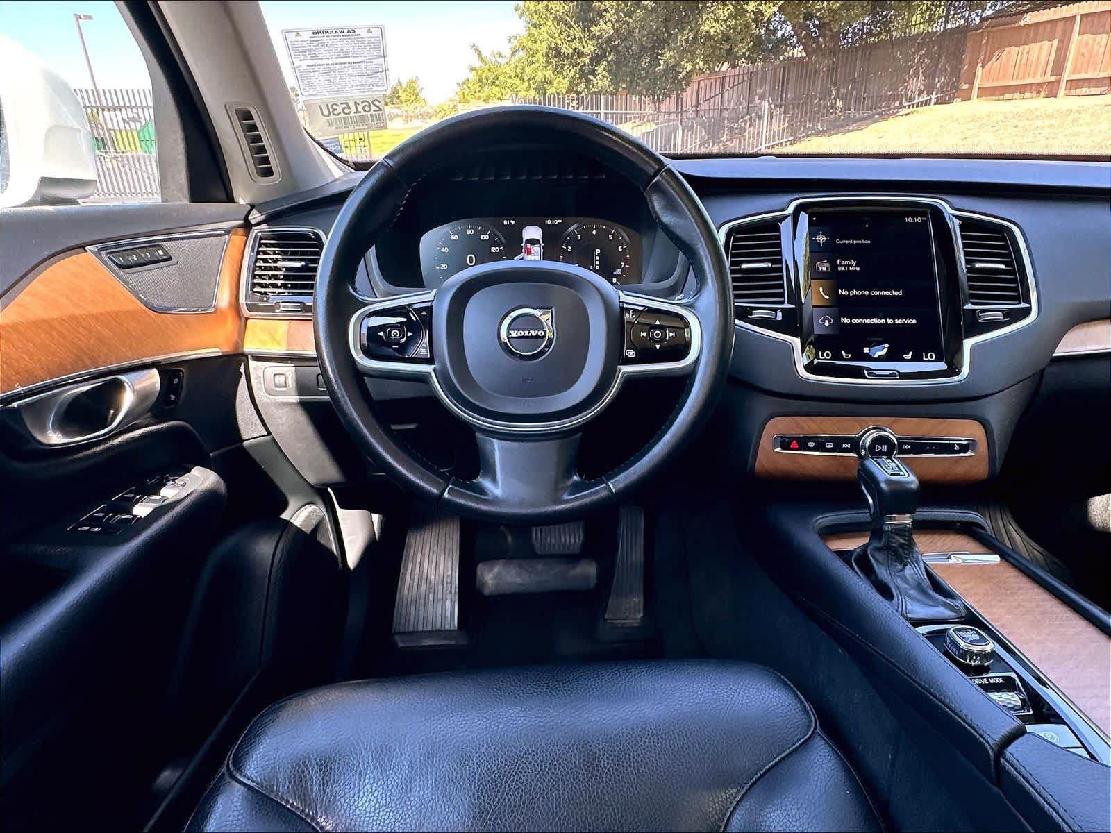 Used 2021 Volvo XC90 T5 Momentum w/ Advanced Package AWD/4WD image 8