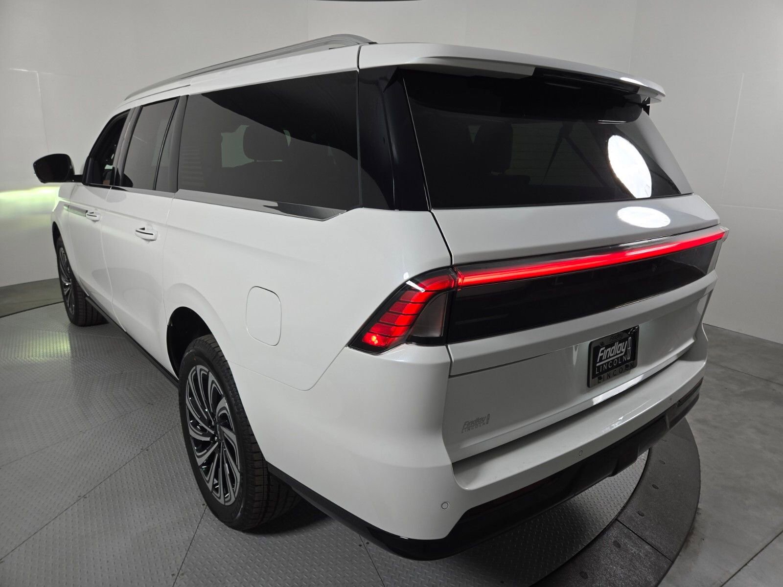 New 2026 Lincoln Navigator L Black Label image 7