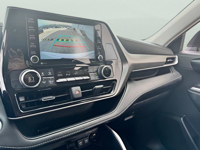 Used 2021 Toyota Highlander LE image 34