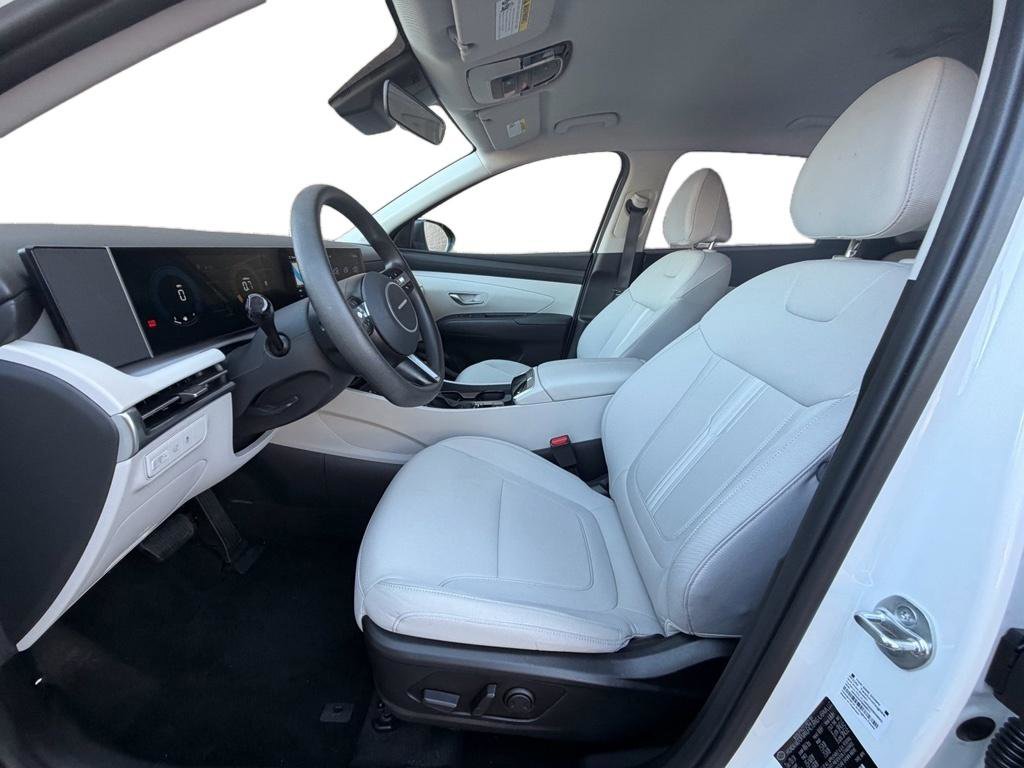 Certified 2025 Hyundai Tucson SEL image 12