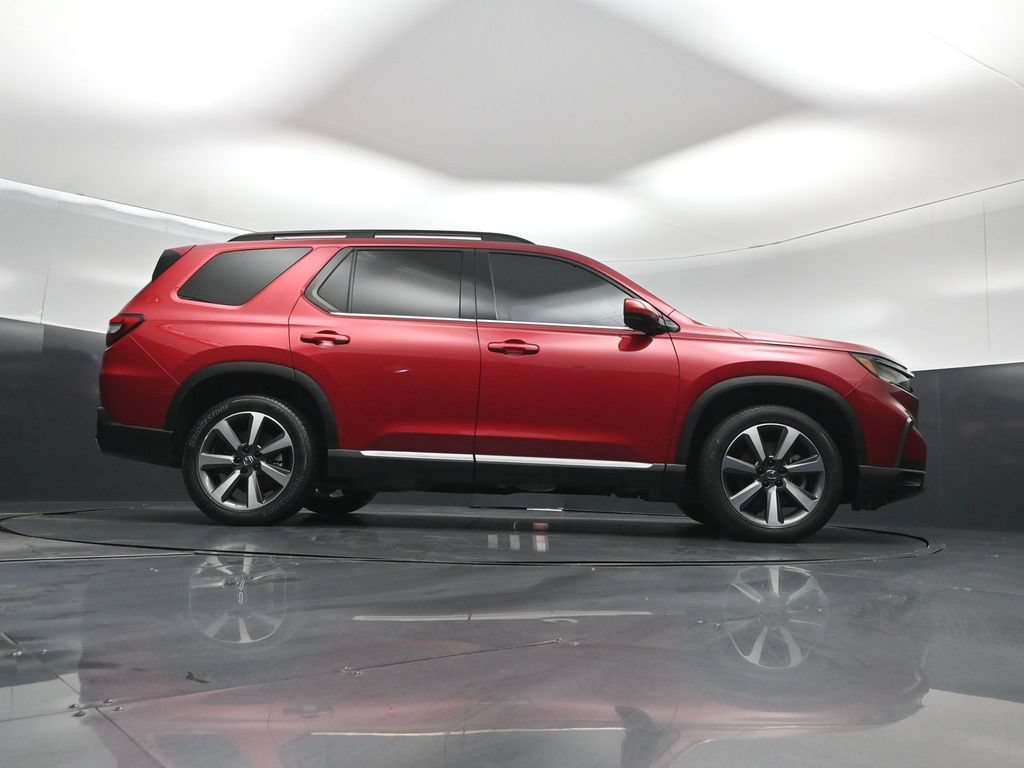 Used 2023 Honda Pilot Elite image 42