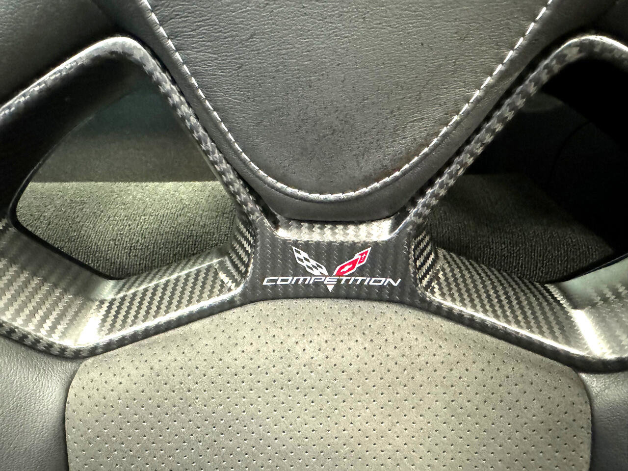Used 2016 Chevrolet Corvette Z06 w/ 3LZ Preferred Equipment Group image 17
