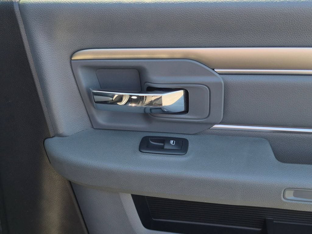 Used 2019 RAM 1500 Big Horn AWD/4WD image 30