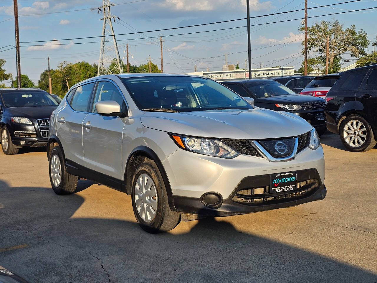 Used 2019 Nissan Rogue Sport S FWD image 4