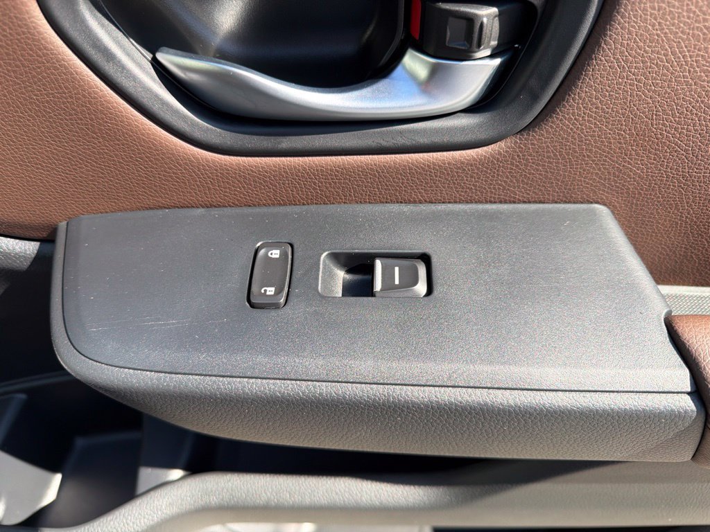 Used 2025 Honda Pilot Elite image 16