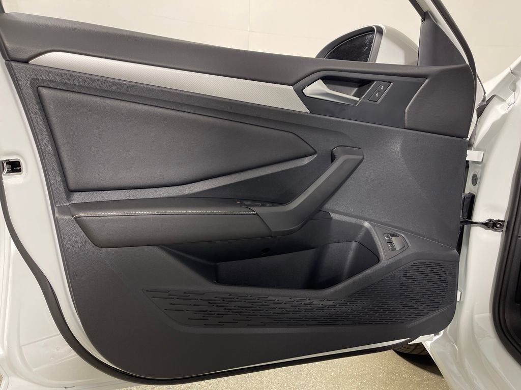 Used 2024 Volkswagen Jetta S image 19