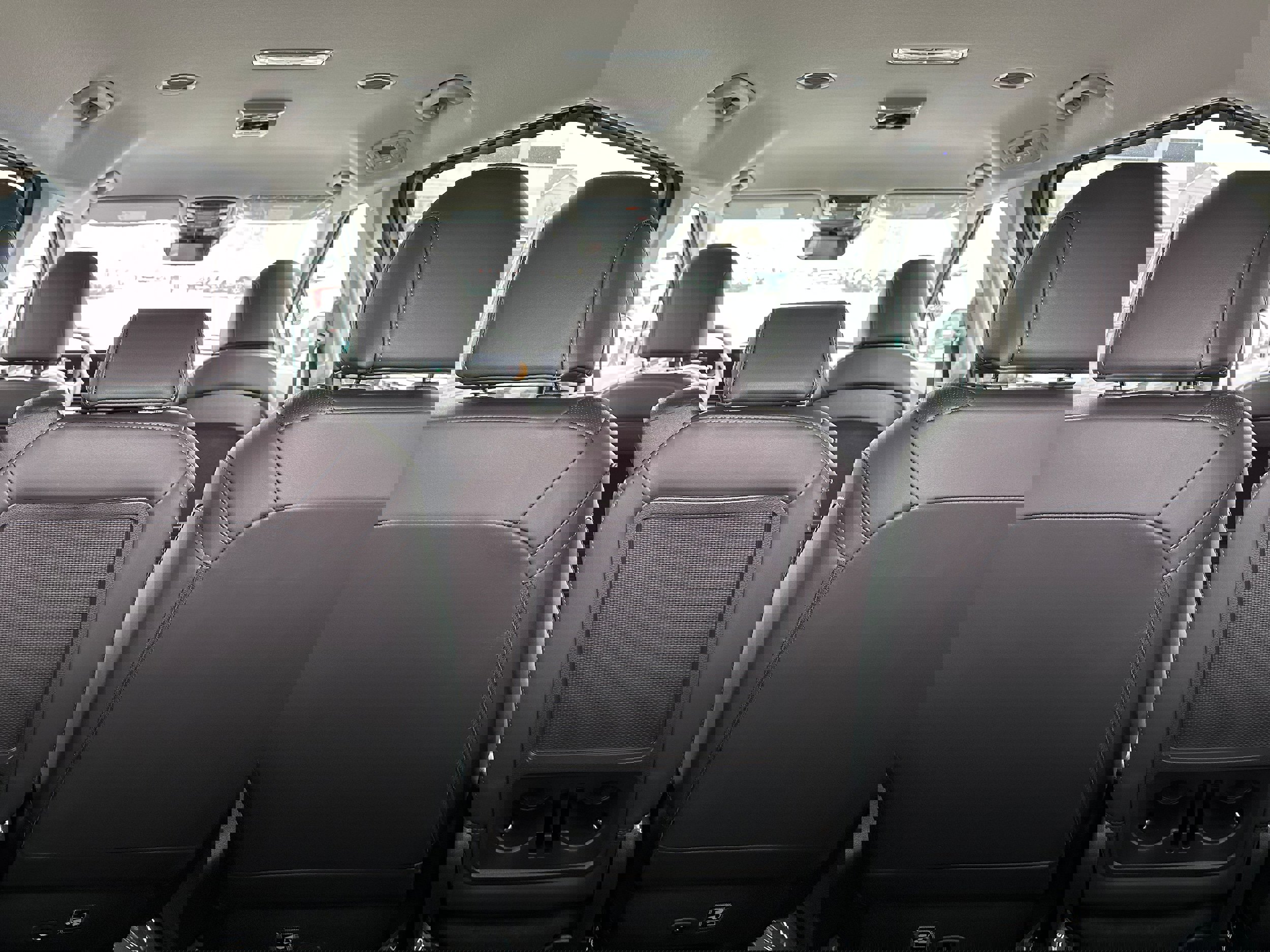 New 2026 Kia Carnival EX image 11