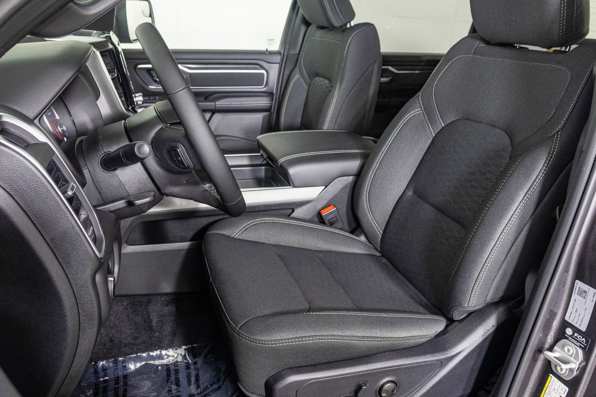 New 2026 RAM 1500 4x4 Crew Cab image 20