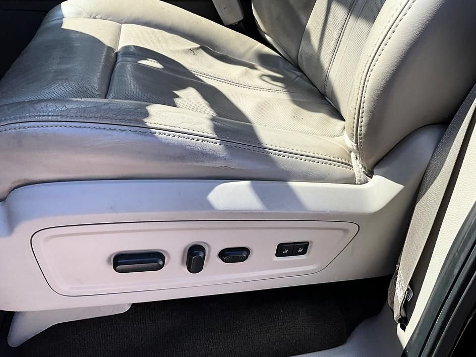 Used 2015 Lincoln Navigator L 4WD image 15