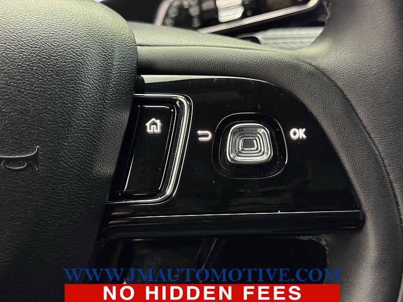 Used 2022 Lincoln Corsair AWD w/ Equipment Group 101A image 38