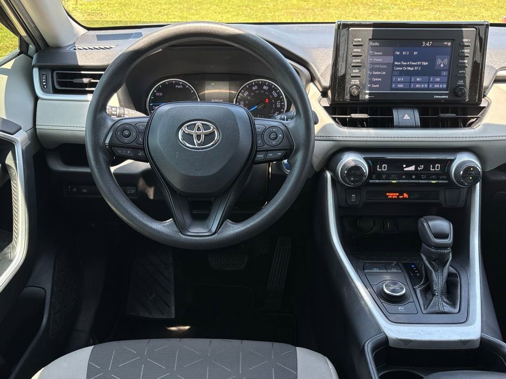 Used 2021 Toyota RAV4 XLE w/ Convenience Package AWD/4WD image 11