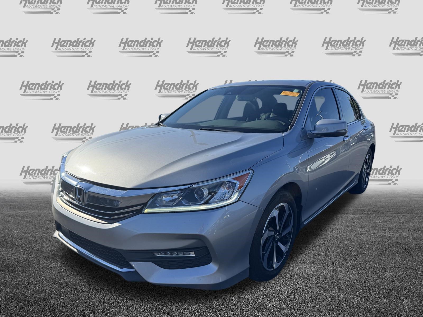 Used 2017 Honda Accord EX-L image 11