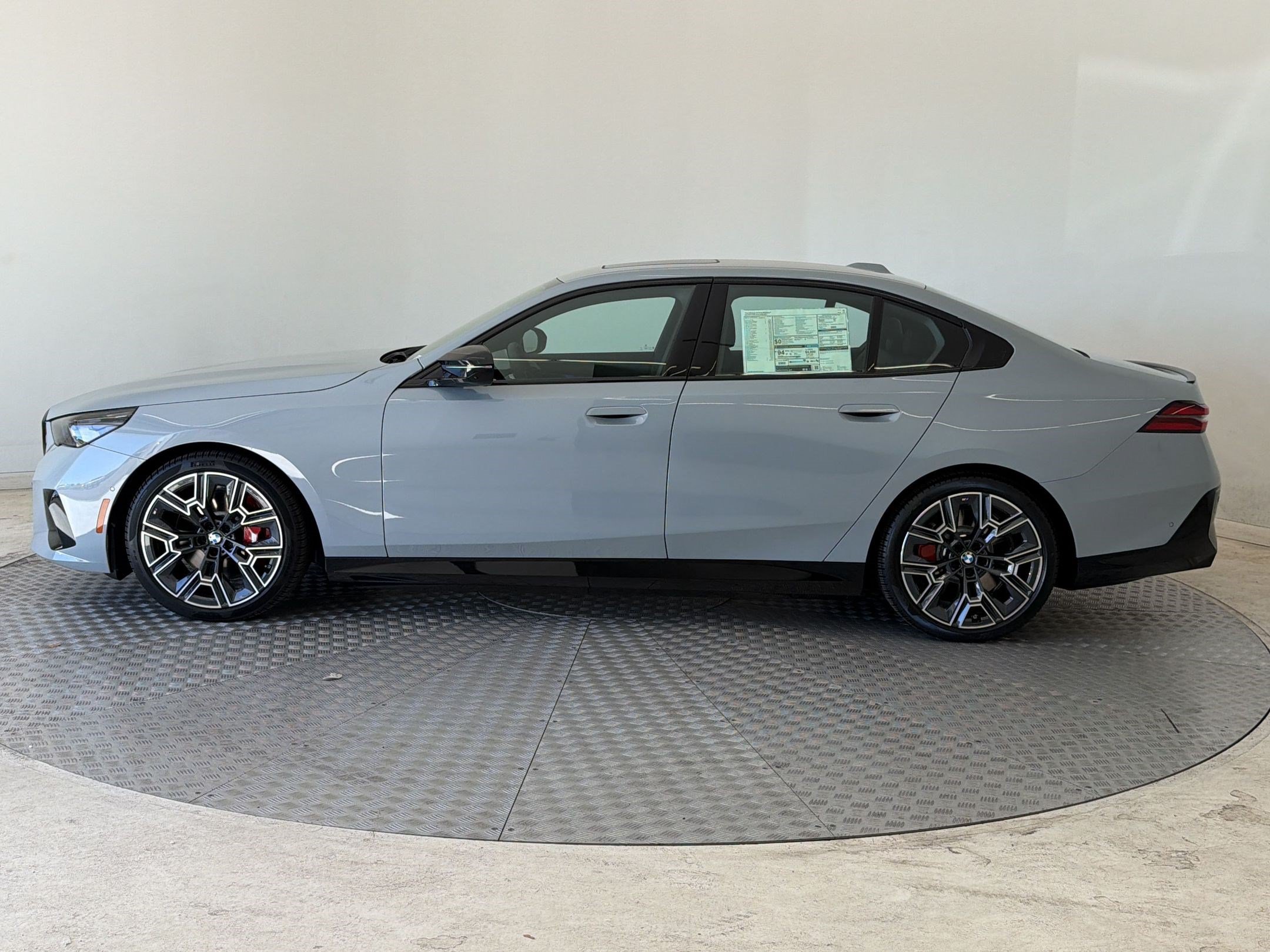New 2026 BMW i5 M60 AWD/4WD image 2