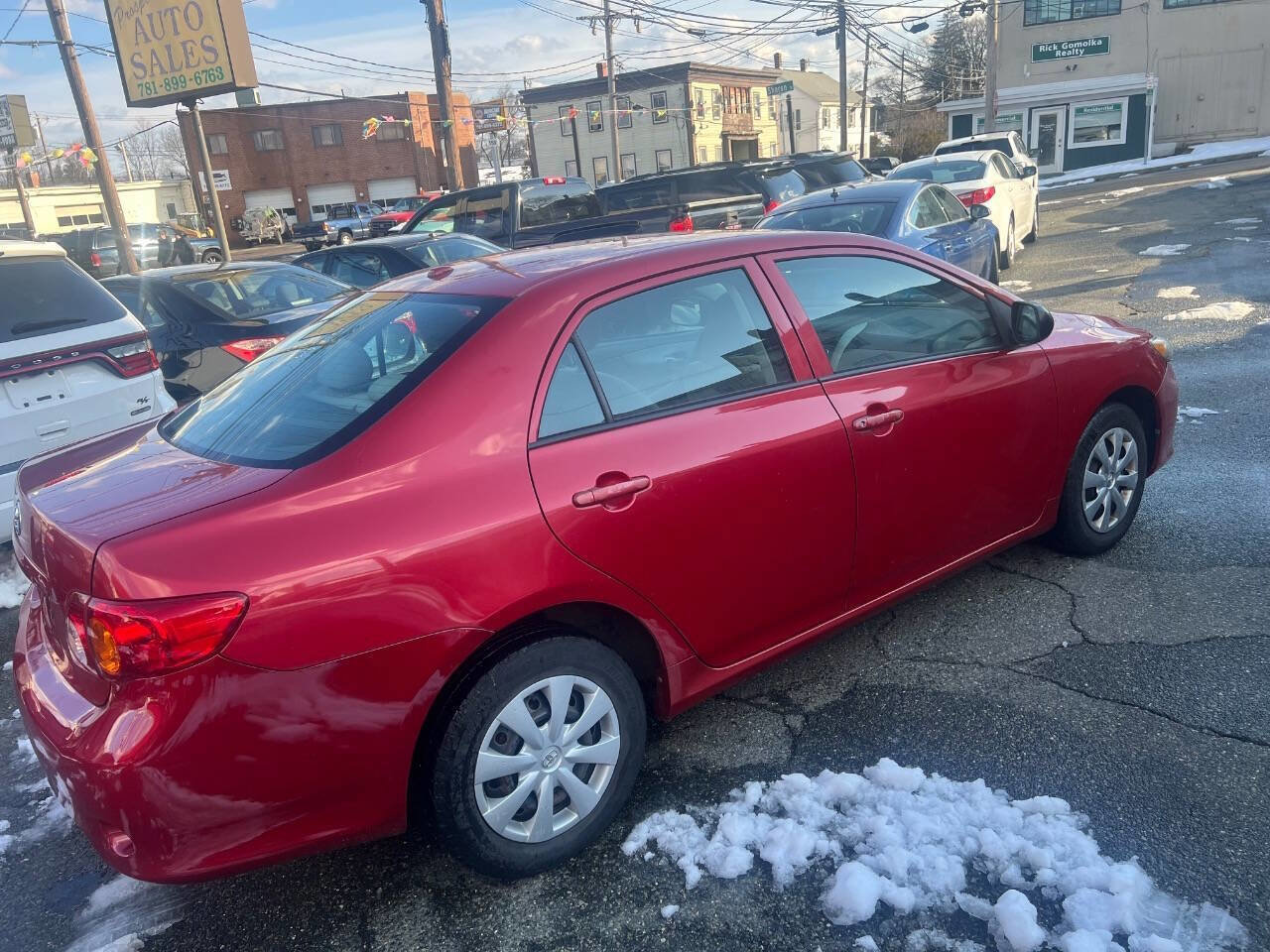 Used 2010 Toyota Corolla image 16