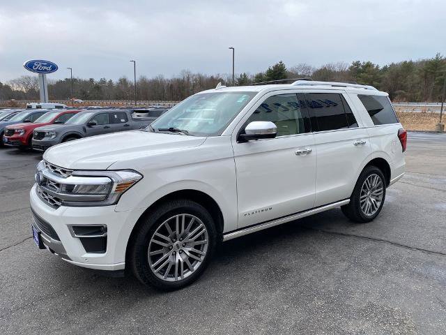 Certified 2022 Ford Expedition Platinum image 3