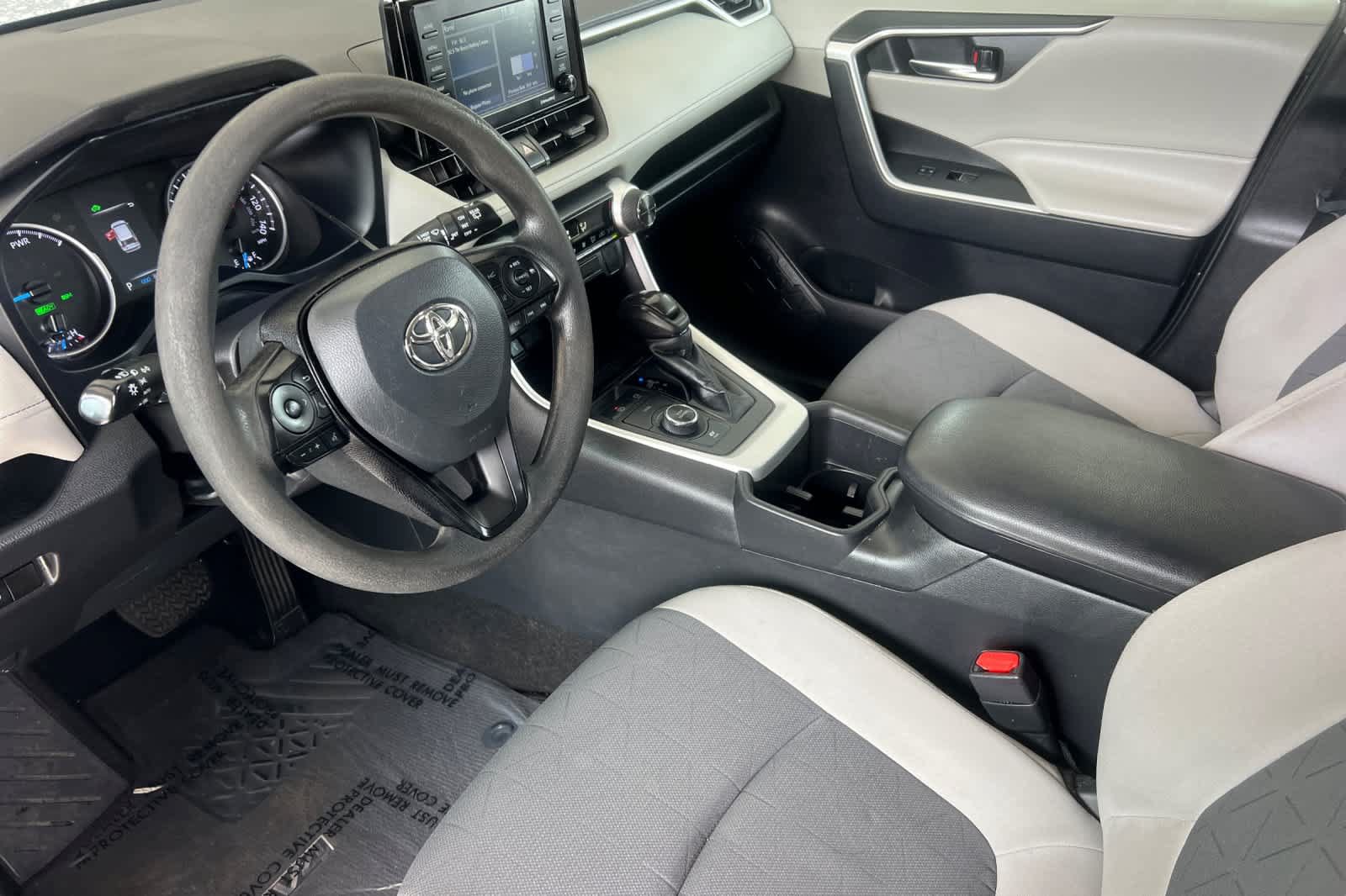 Used 2022 Toyota RAV4 XLE AWD/4WD image 11