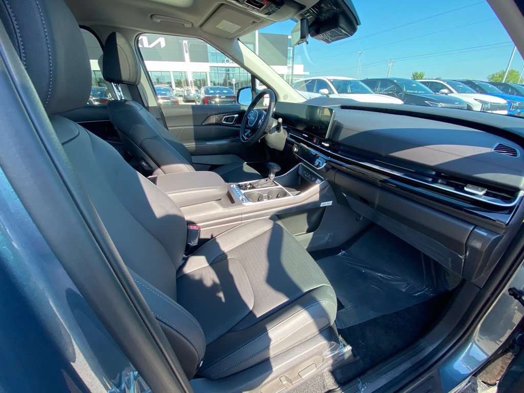 New 2026 Kia Carnival SX Prestige FWD image 30