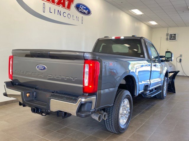 New 2026 Ford F350 XLT w/ Snow Plow/Camper Package AWD/4WD image 12