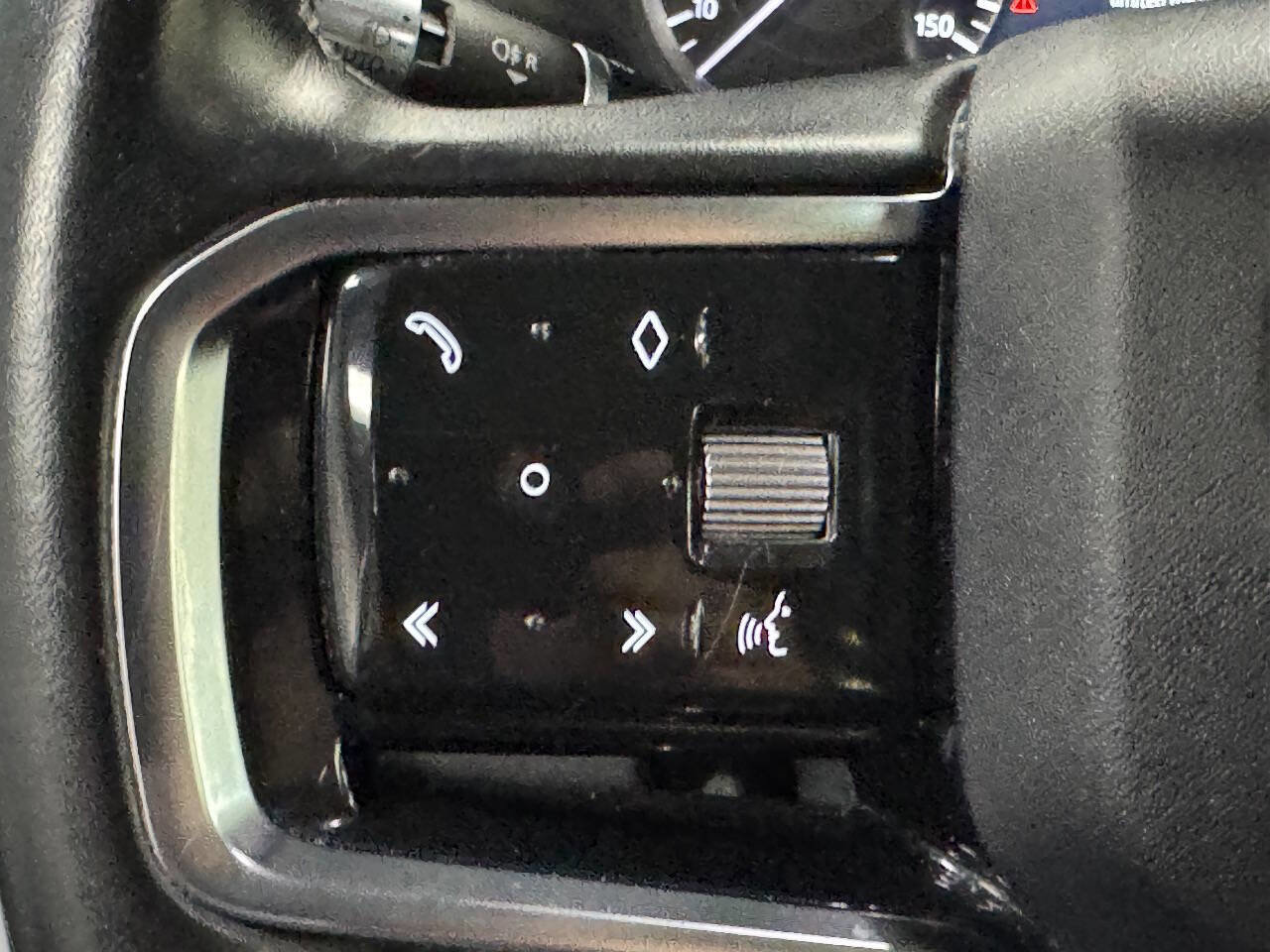 Used 2021 Land Rover Discovery Sport S image 30