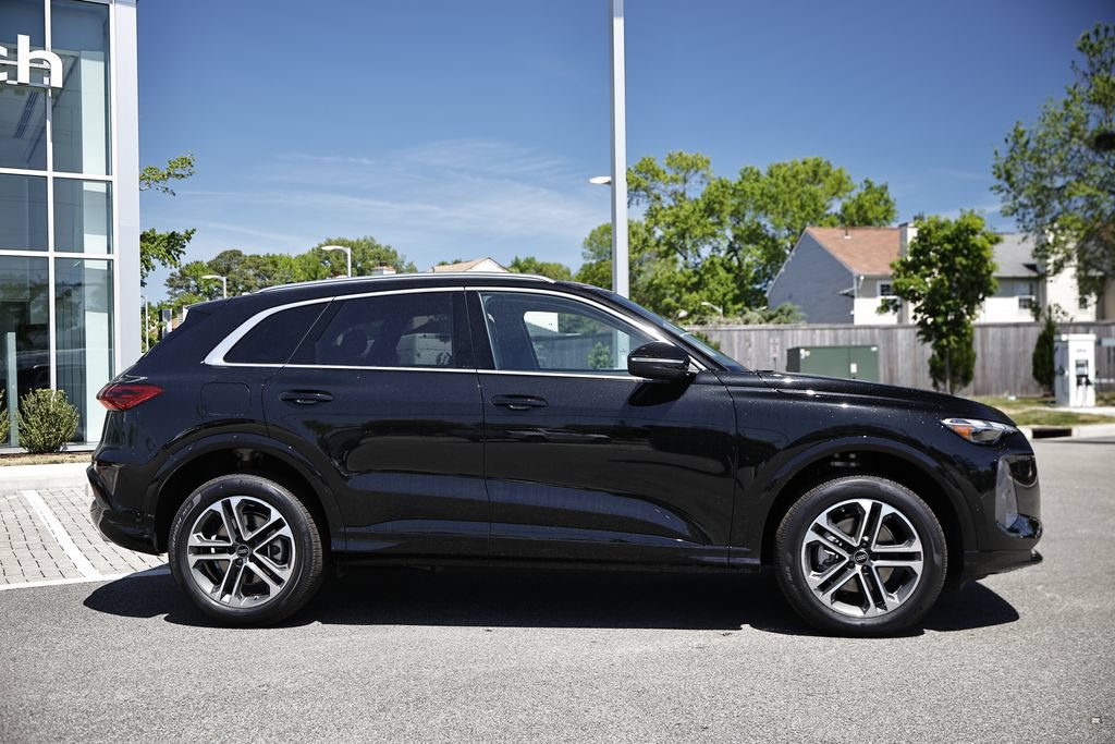 New 2026 Audi Q5 Premium AWD/4WD image 4