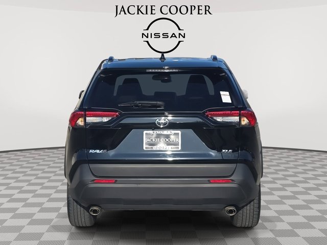 Used 2024 Toyota RAV4 XLE Premium image 6