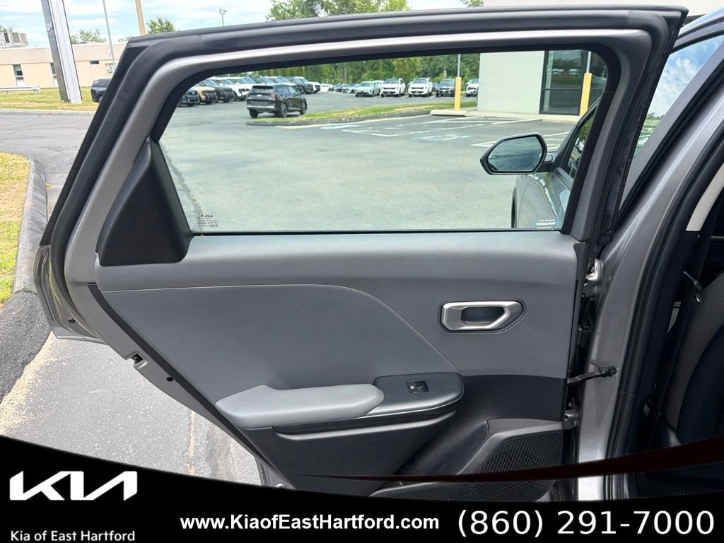 Certified 2025 Kia K4 FWD image 18