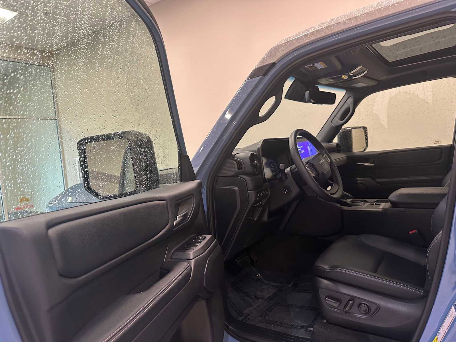 Certified 2025 Toyota Land Cruiser image 24