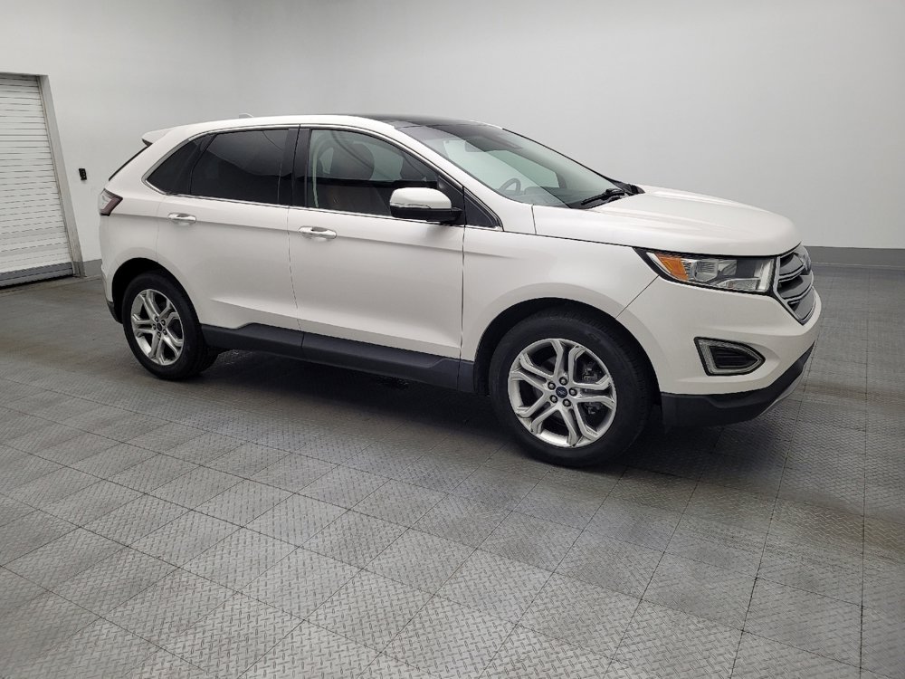 Used 2018 Ford Edge Titanium w/ Equipment Group 301A FWD image 11