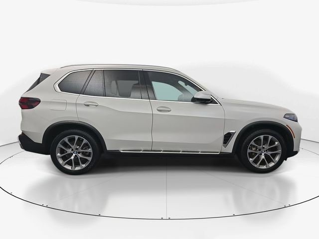 Used 2024 BMW X5 xDrive40i image 11