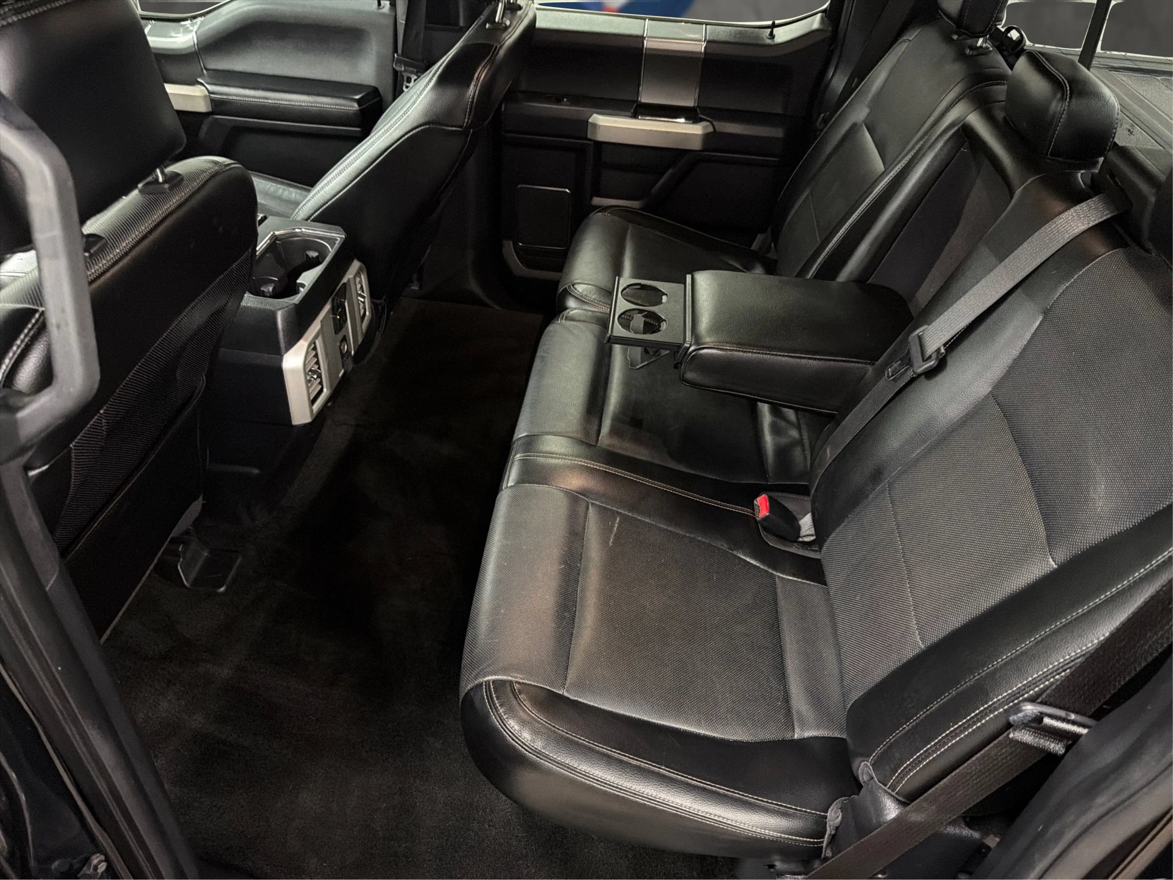 Used 2015 Ford F150 Lariat RWD image 26