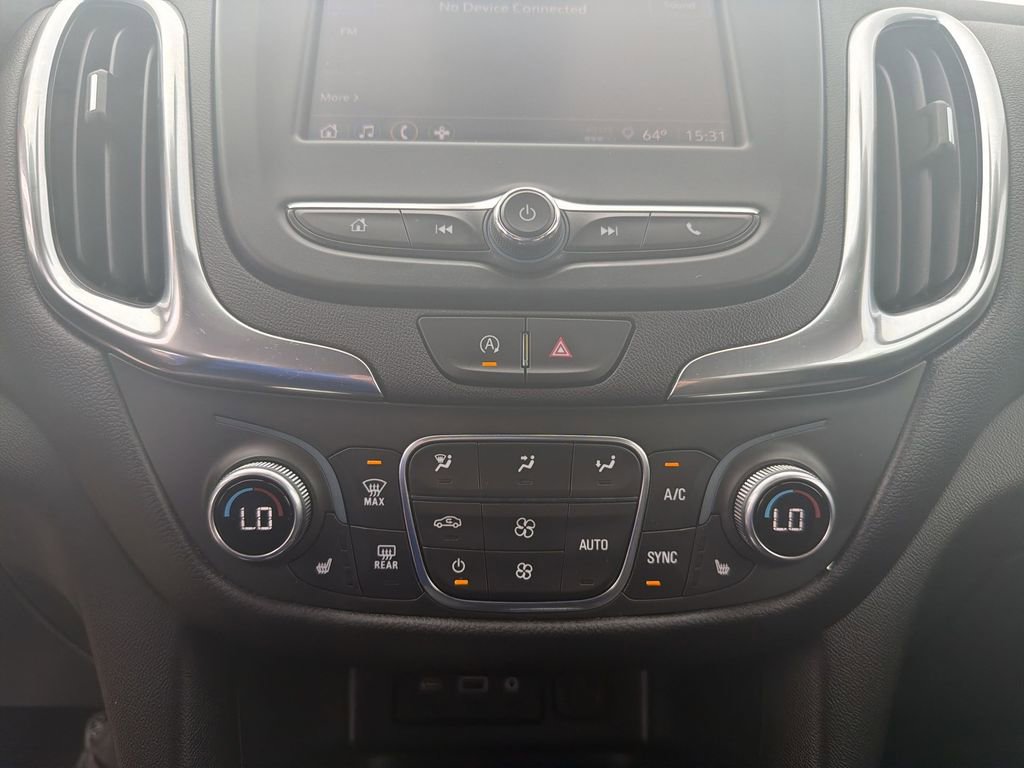 Used 2024 Chevrolet Equinox LT FWD image 19