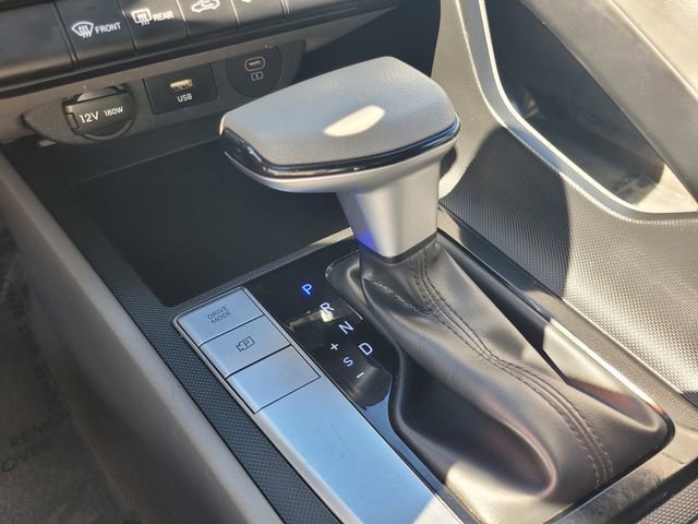 Used 2024 Hyundai Elantra SEL image 20
