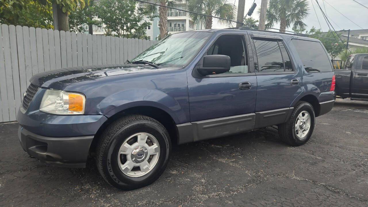Used 2004 Ford Expedition XLS AWD/4WD image 14