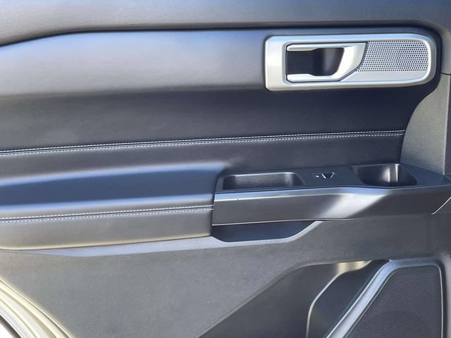 Used 2020 Ford Explorer Limited AWD/4WD image 11