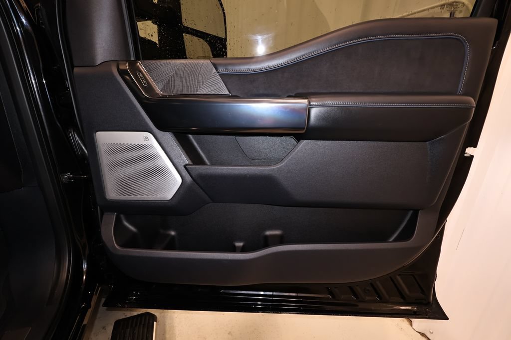 Certified 2025 Ford F350 Platinum AWD/4WD image 20