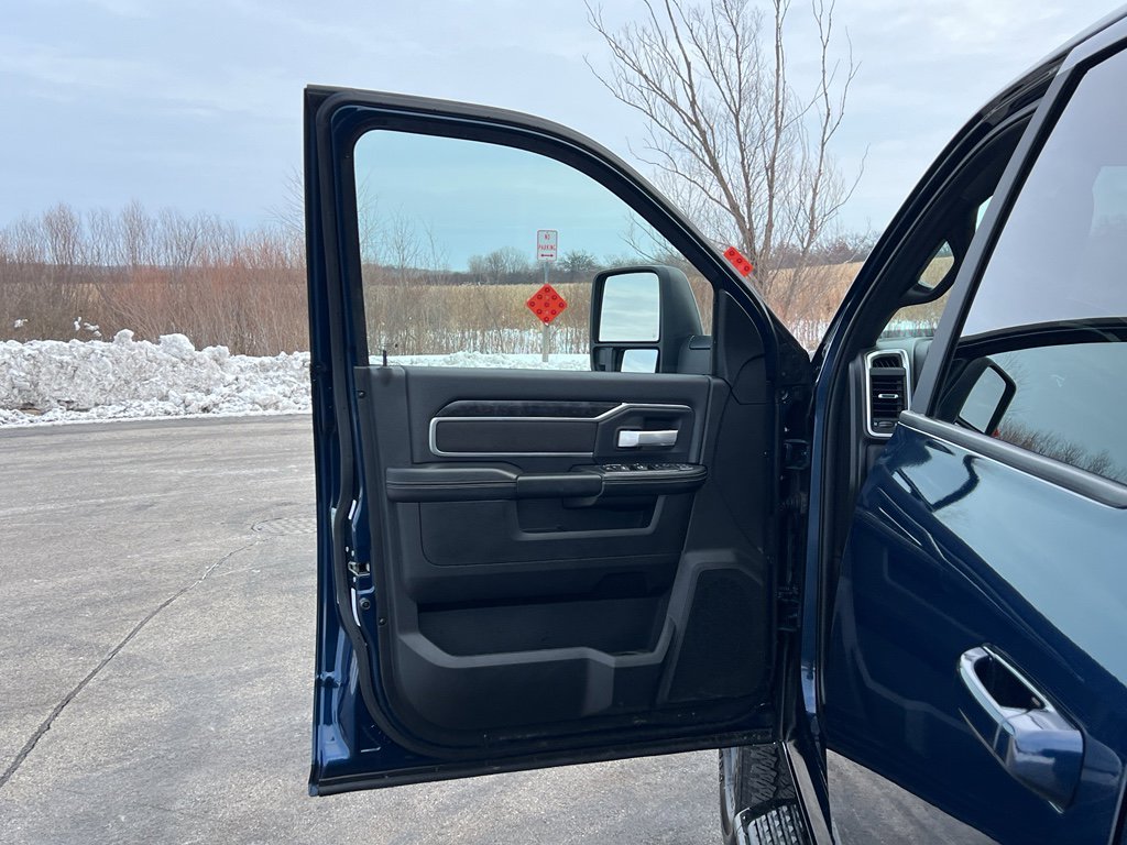 Used 2024 RAM 2500 Big Horn w/ Night Edition image 13