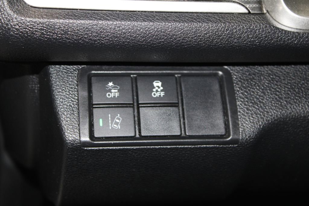 Used 2019 Honda Civic EX-L image 10