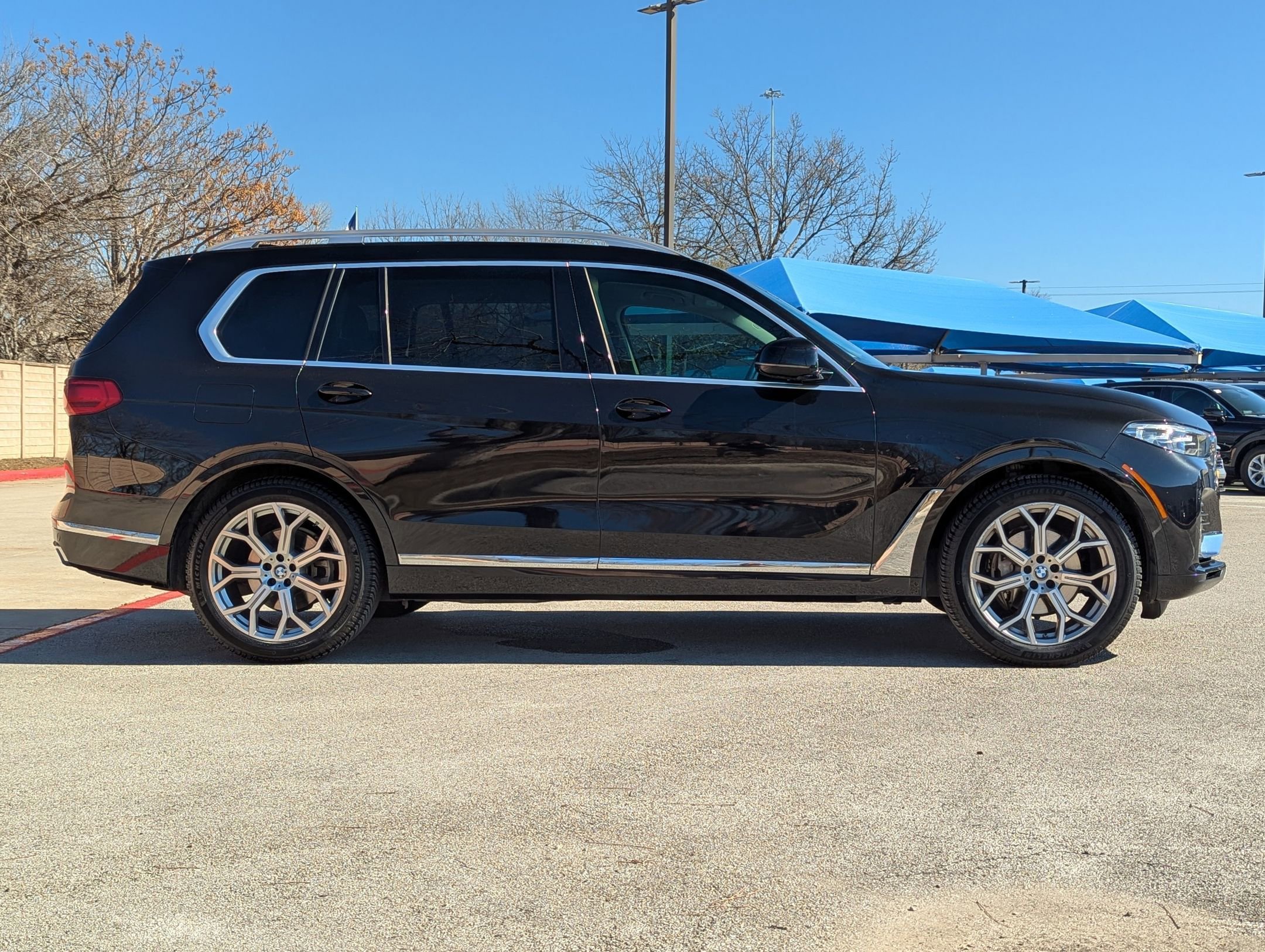 Used 2022 BMW X7 xDrive40i AWD/4WD image 3