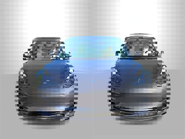 Used 2023 Tesla Model 3 Standard Range image 3