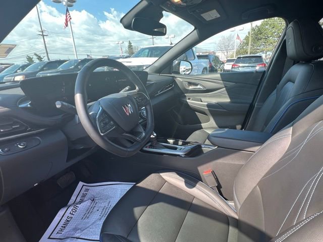 Used 2024 Buick Envista Sport Touring w/ Convenience I Package image 11